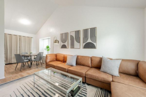13223 Charming 3BR Family Retreat